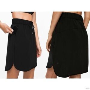 Lululemon On the Fly Athletic Black Skirt